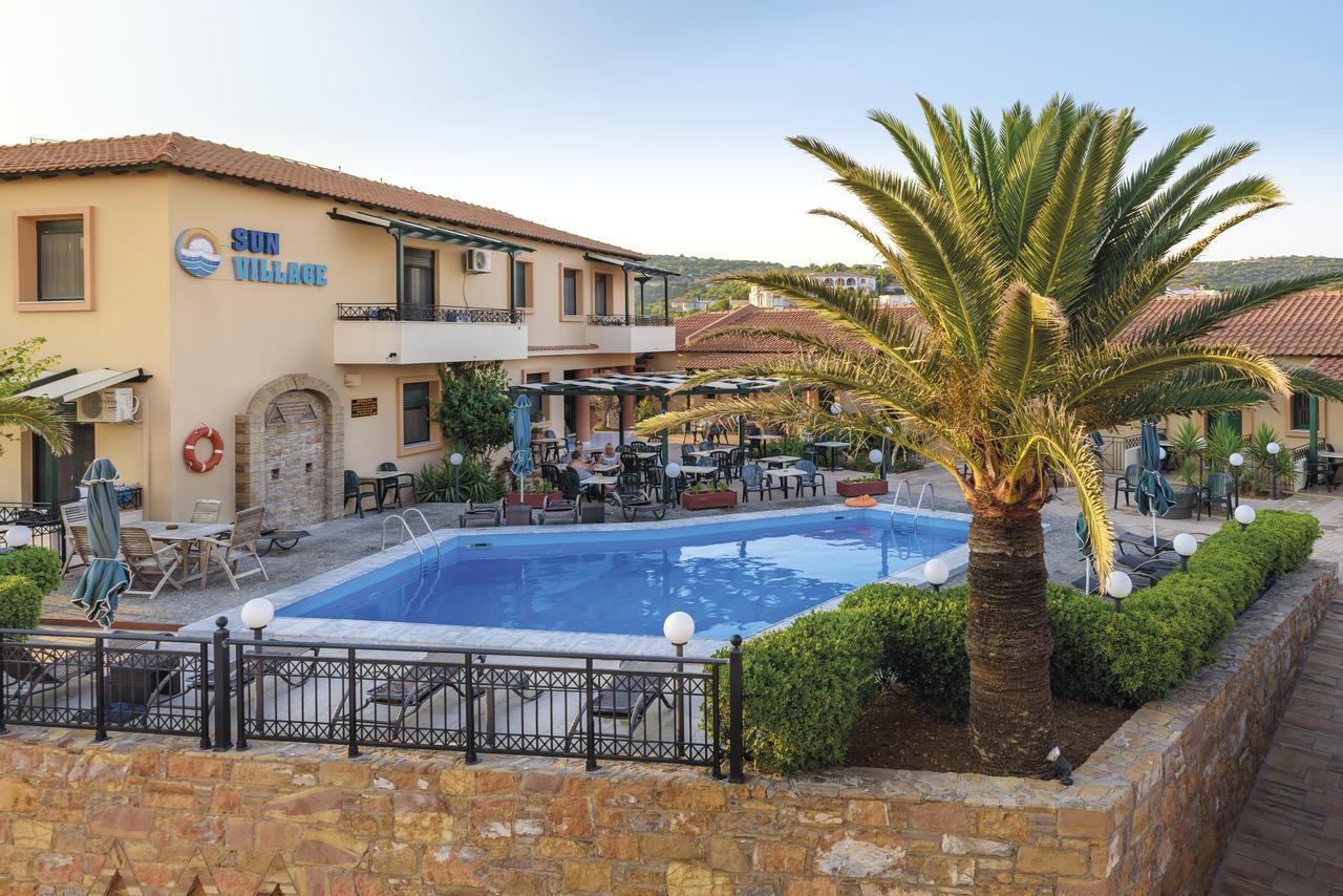Sun Village Hotel Apartments Megás Limniónas Exteriér fotografie