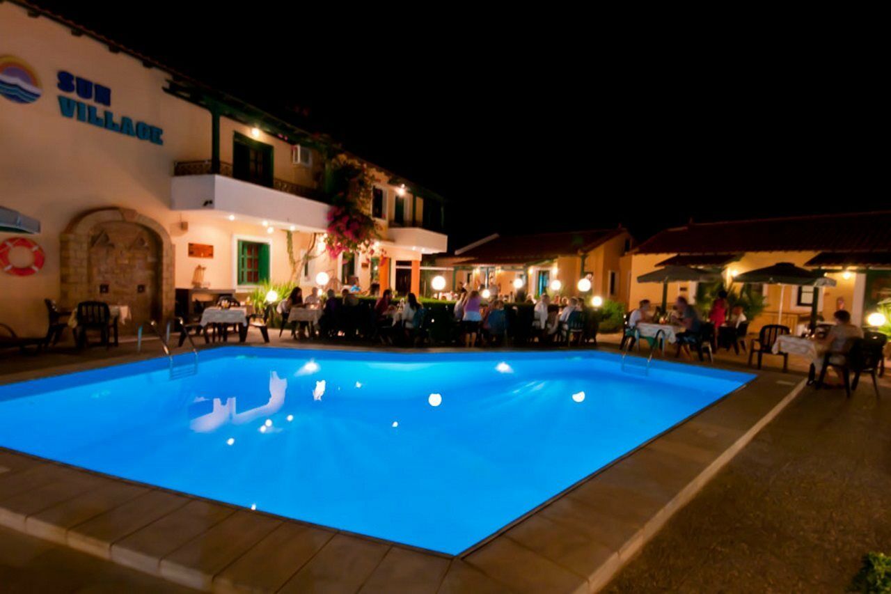 Sun Village Hotel Apartments Megás Limniónas Exteriér fotografie